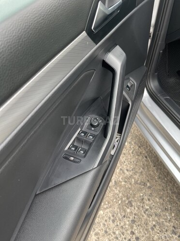 Volkswagen Jetta 2019, 132,000 km - 1.4 l - Naxçıvan