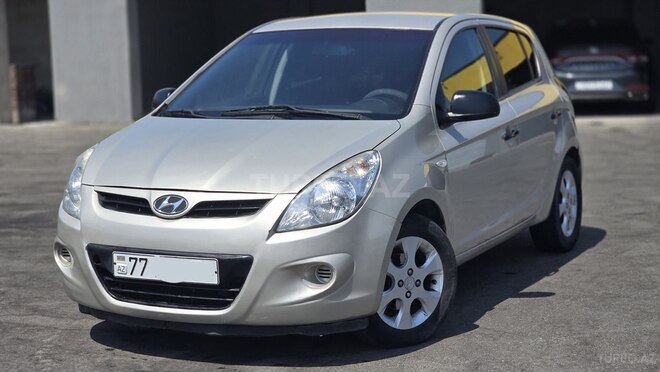 Hyundai i20 2010, 327,000 km - 1.4 l - Bakı