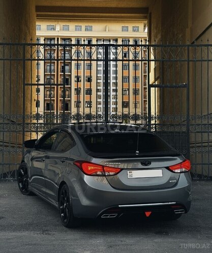 Hyundai Elantra 2014, 150,000 km - 1.8 l - Bakı