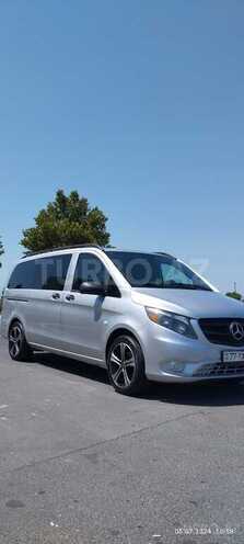 Mercedes  2015, 263,000 km - 2.0 л - Bakı