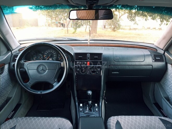 Mercedes C 200 1995, 251,232 km - 2.0 l - Bakı