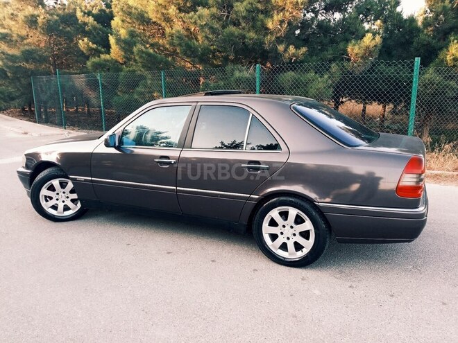 Mercedes C 200 1995, 251,232 km - 2.0 l - Bakı
