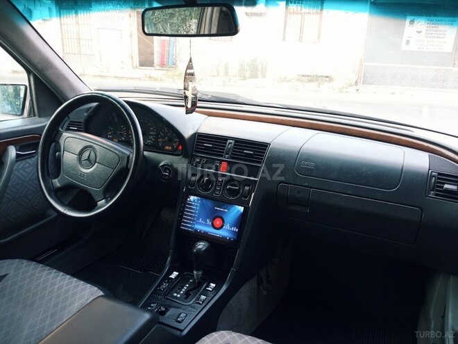 Mercedes C 200 1995, 251,232 km - 2.0 l - Bakı
