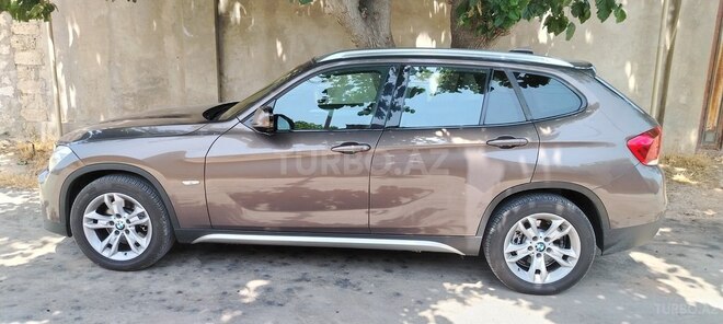 BMW X1 2010, 270,000 km - 2.0 l - Bakı