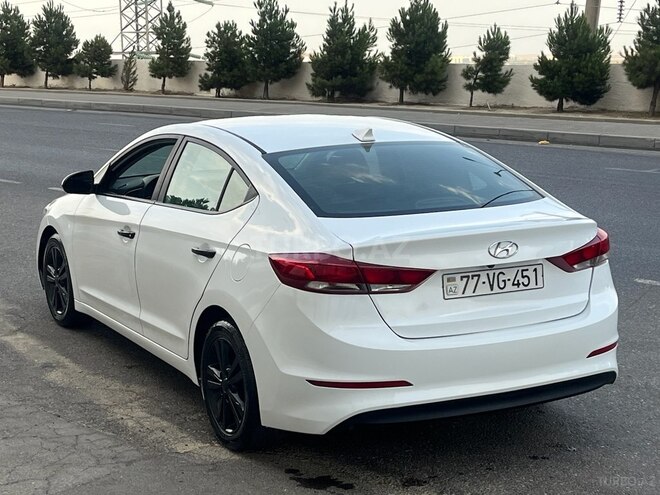 Hyundai Elantra 2018, 83,686 km - 2.0 l - Bakı