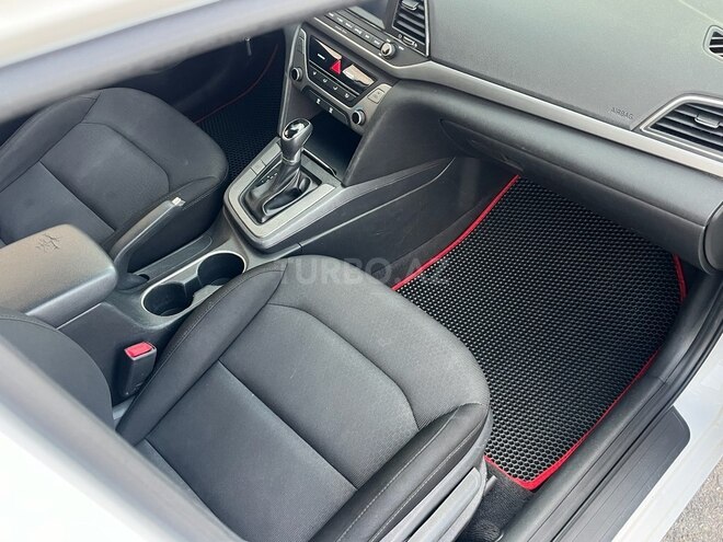 Hyundai Elantra 2018, 83,686 km - 2.0 l - Bakı