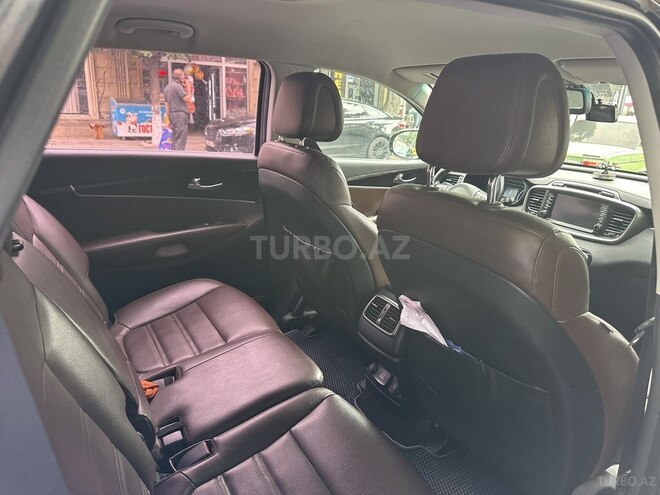 Kia Sorento 2016, 194,000 km - 2.0 l - Qazax