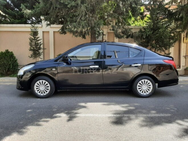 Nissan Sunny-2