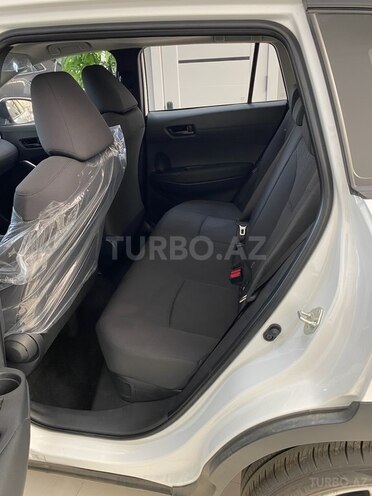 Toyota Corolla Cross 2025, 0 km - 2.0 л - Bakı