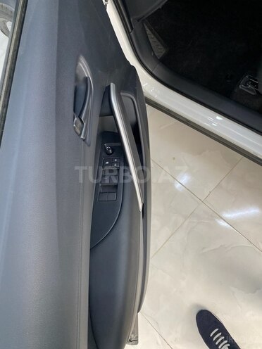 Toyota Corolla Cross 2025, 0 km - 2.0 л - Bakı