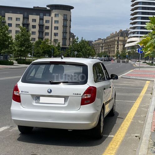 Skoda Fabia 2013, 140,000 km - 1.2 l - Bakı