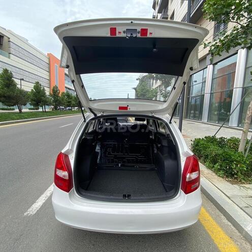 Skoda Fabia 2013, 140,000 km - 1.2 l - Bakı