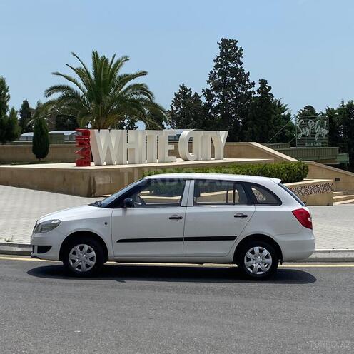 Skoda Fabia 2013, 140,000 km - 1.2 l - Bakı