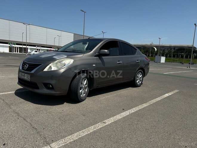 Nissan Sunny 2014, 224,000 km - 1.5 л - Bakı
