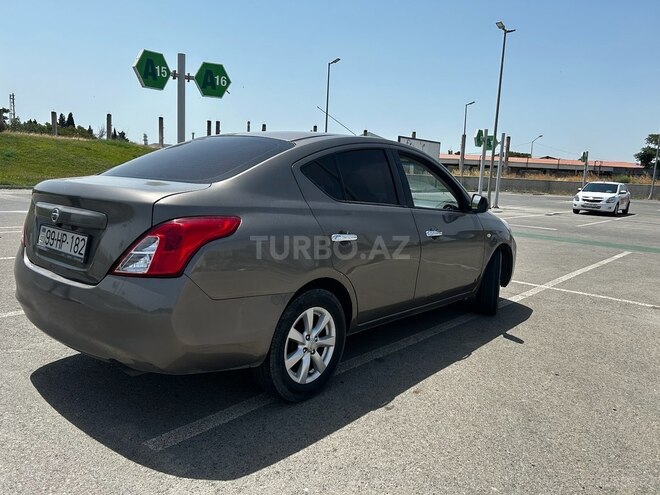 Nissan Sunny 2014, 224,000 km - 1.5 л - Bakı