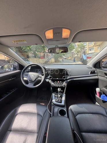 Hyundai Avante 2016, 125,000 km - 1.6 л - Bakı