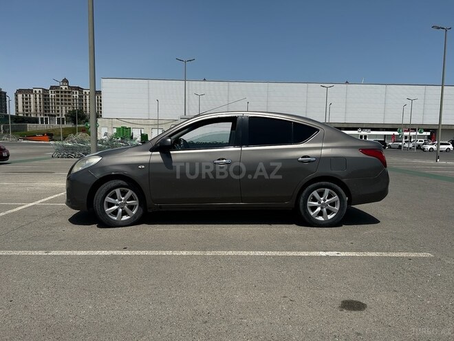 Nissan Sunny 2014, 224,000 km - 1.5 л - Bakı