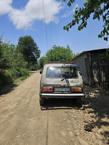 LADA (VAZ) Niva 1990, 90,000 km - 1.6 л - Yardımlı