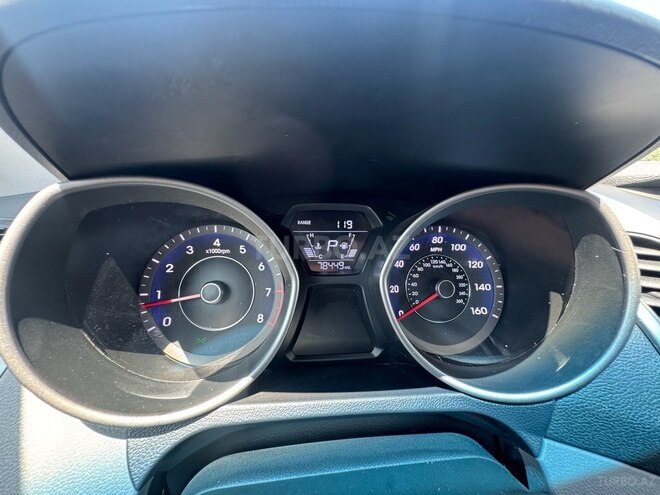 Hyundai Elantra 2015, 78,000 km - 1.8 l - Bakı