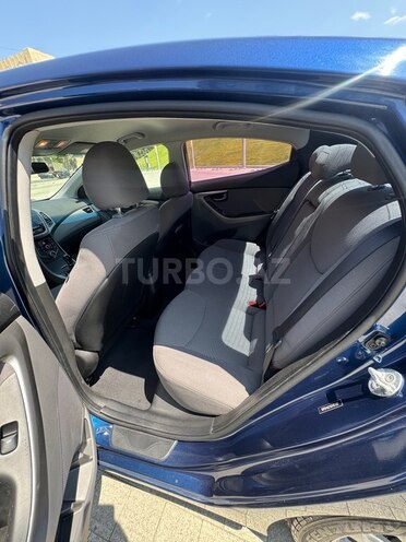 Hyundai Elantra 2015, 78,000 km - 1.8 l - Bakı