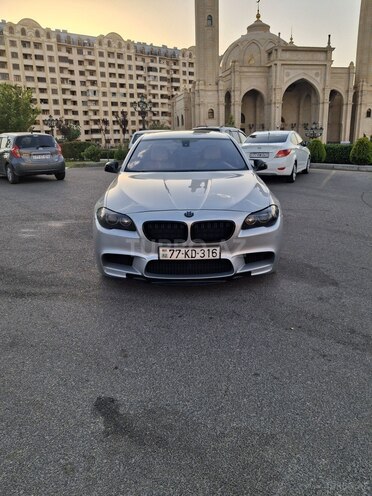 BMW 528 2012, 286,000 km - 2.0 l - Bakı