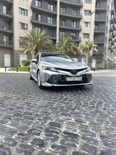 Toyota Camry-1