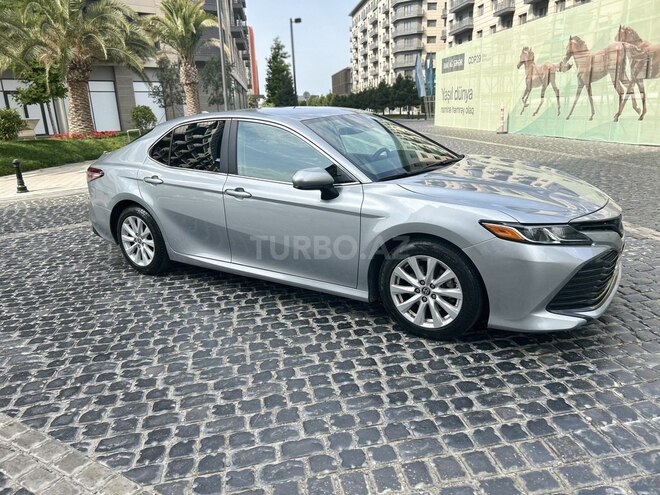 Toyota Camry-3