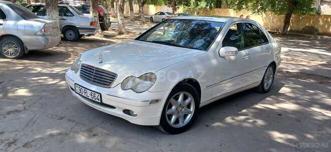 Mercedes C 240-11