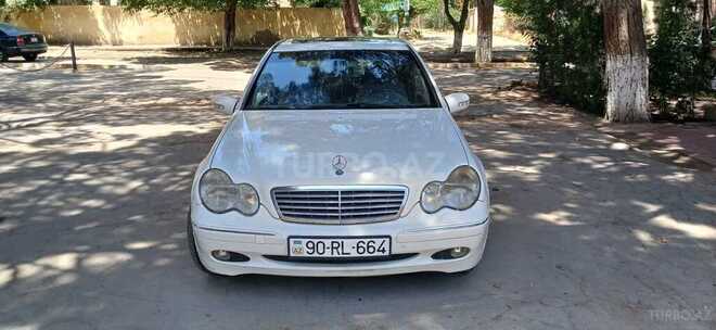 Mercedes C 240-12