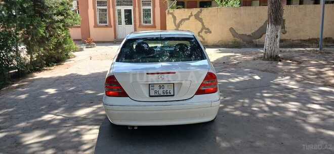 Mercedes C 240-16
