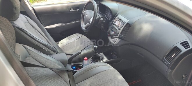 Hyundai i30 2009, 360,000 km - 1.4 l - Bakı