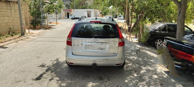 Hyundai i30 2009, 360,000 km - 1.4 l - Bakı
