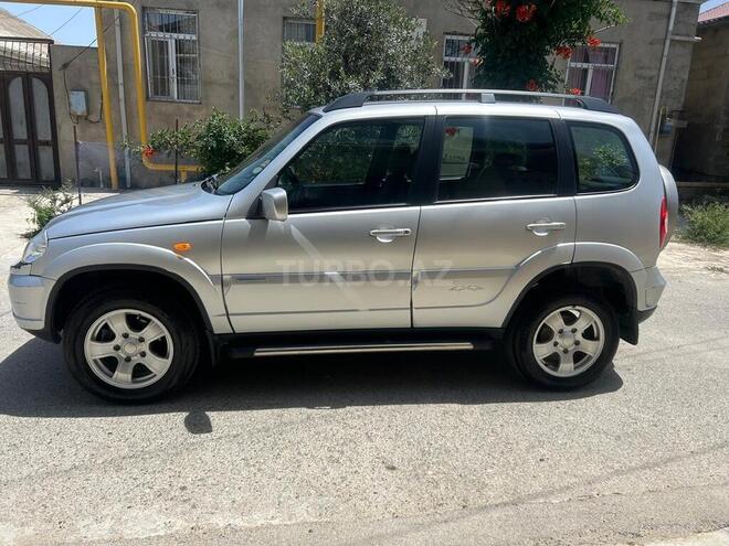 Chevrolet Niva 2009, 130,523 km - 1.7 l - Bakı