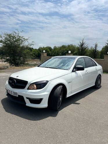 Mercedes C 300 2007, 298,000 km - 3.0 l - Qazax