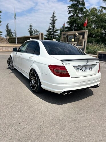 Mercedes C 300 2007, 298,000 km - 3.0 l - Qazax