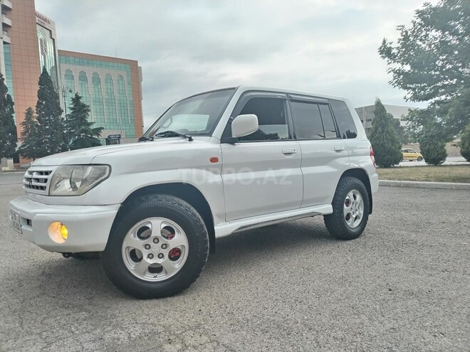 Mitsubishi Pajero io 1999, 333,333 km - 1.8 л - Gəncə