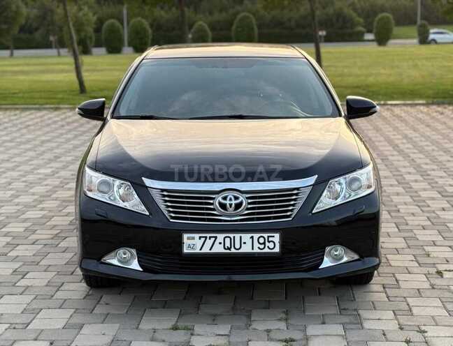 Toyota Camry-1