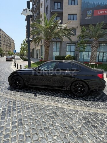 BMW 320-4