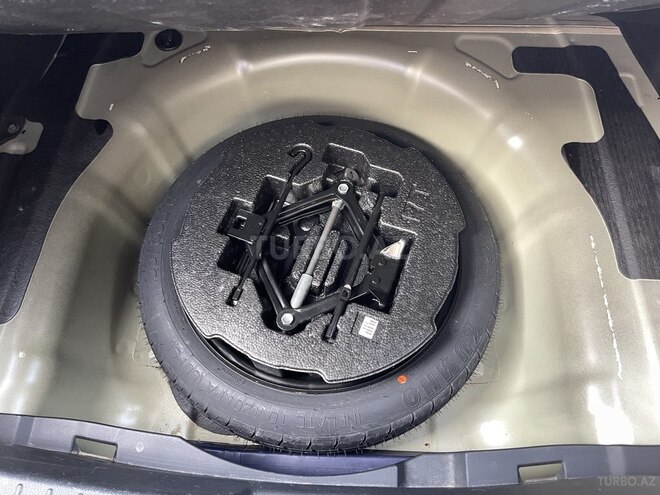 Kia K5-8