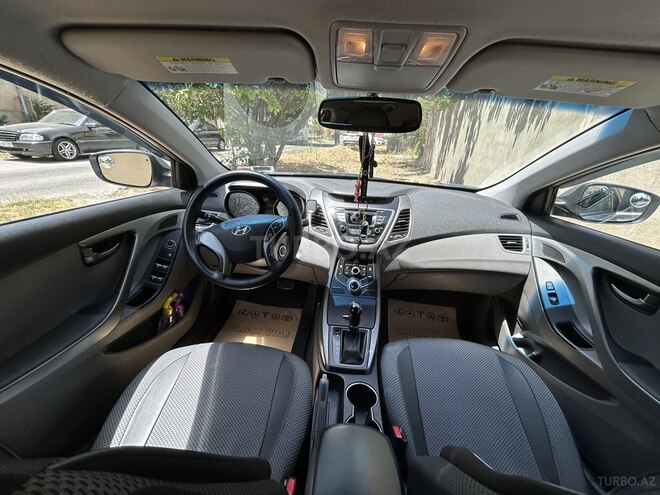 Hyundai Elantra 2015, 108,014 km - 1.8 l - Bakı