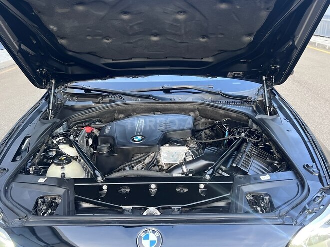 BMW 528 2015, 186,700 km - 2.0 l - Tovuz