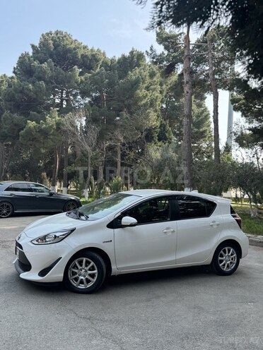 Toyota Aqua 2018, 120,000 km - 1.5 l - Sumqayıt