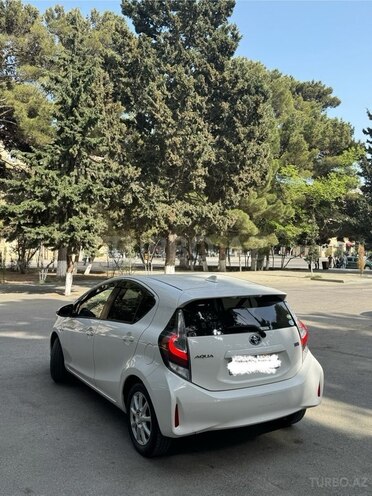 Toyota Aqua 2018, 120,000 km - 1.5 l - Sumqayıt