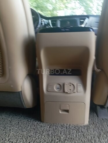 Kia Carnival 2015, 204,000 km - 2.2 l - Naftalan