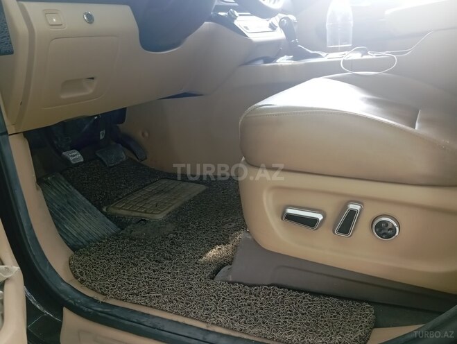 Kia Carnival 2015, 204,000 km - 2.2 l - Naftalan