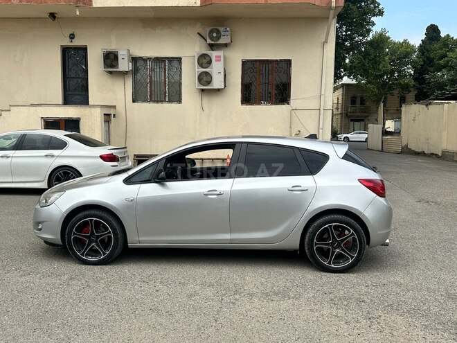 Opel Astra 2011, 265,000 km - 1.3 l - Gəncə