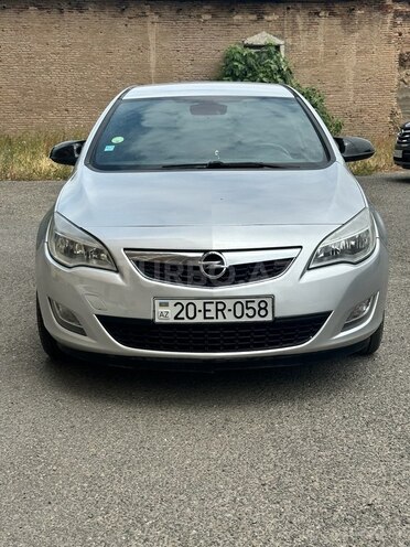 Opel Astra 2011, 265,000 km - 1.3 l - Gəncə