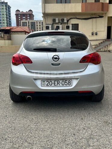 Opel Astra 2011, 265,000 km - 1.3 l - Gəncə
