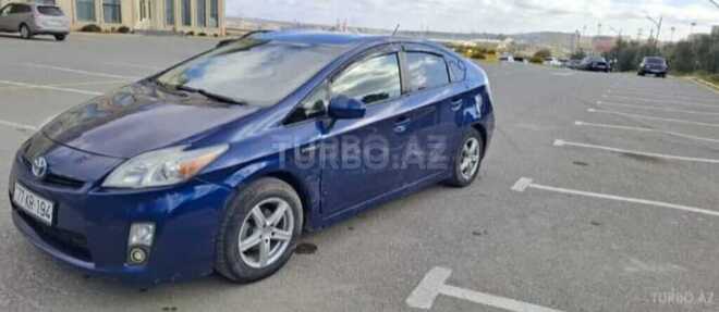Toyota Prius-3