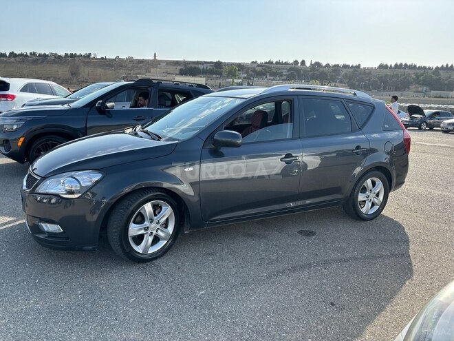 Kia Ceed 2011, 295,000 km - 1.6 l - Bakı